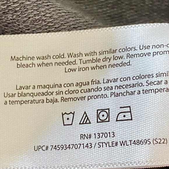 Wildfox Rainbow "Easy Does It" Oversized Grey Graphic Sweatshirt w MEASUREMENTS! - Picture 9 of 14